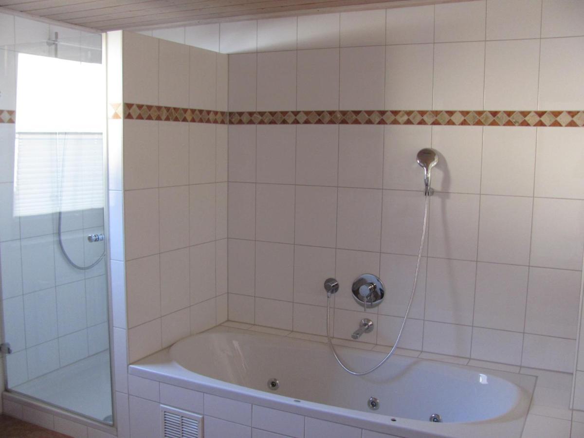#7 Ferienhaus Mit Schlossblick Trunkelsberg Fuer Max 6 Personen,Kueche Komplett Eingerichtet, 2 Baeder 3 Schlafzimmer Top-Ausstattung Eksteriør billede